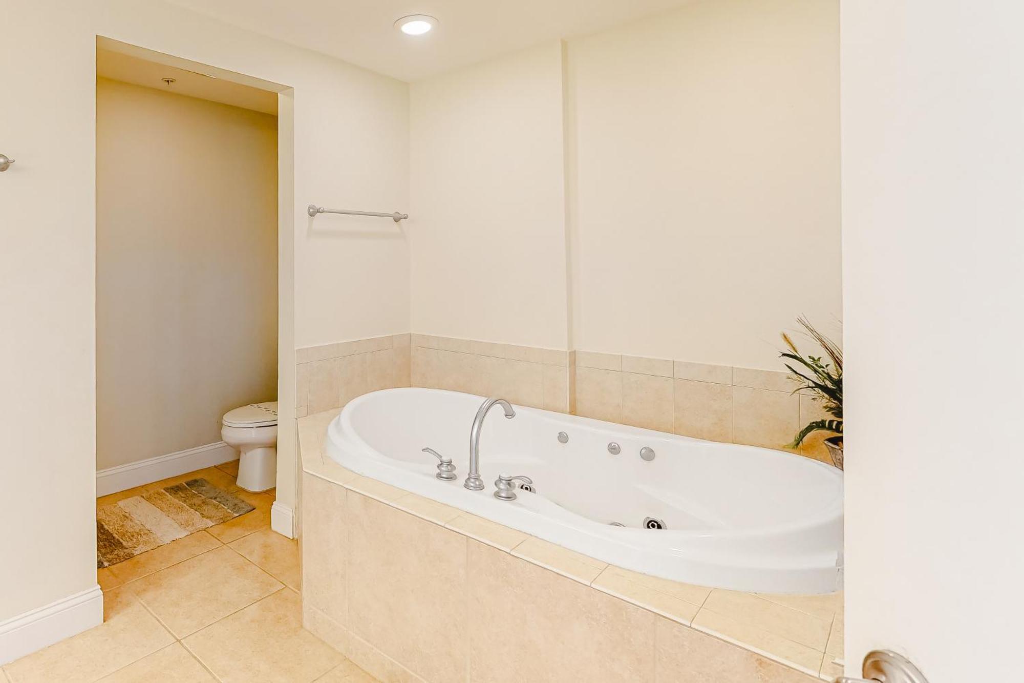 אושן סיטי Sunset Beach Condos חדר תמונה